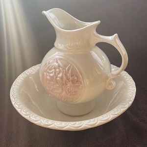 McCoy wash basin and pitcher